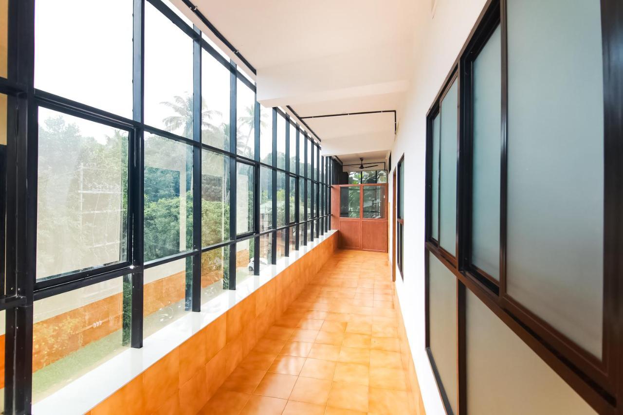 Modern Rooms Mundakayam ห้อง รูปภาพ